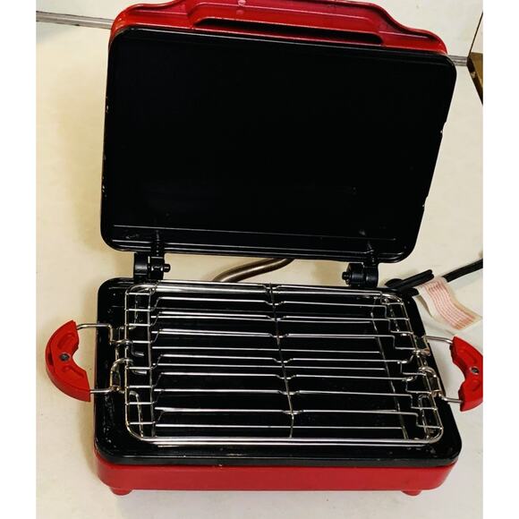 Bella Red Electric Indoor S'mores Maker: No Campfire Needed Model 13578 - Picture 3 of 7